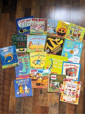 Assorted Kids Books Collection - Scholastic